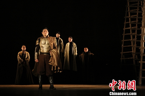 北京人藝話劇《大將軍寇流蘭》將登陸國家大劇院